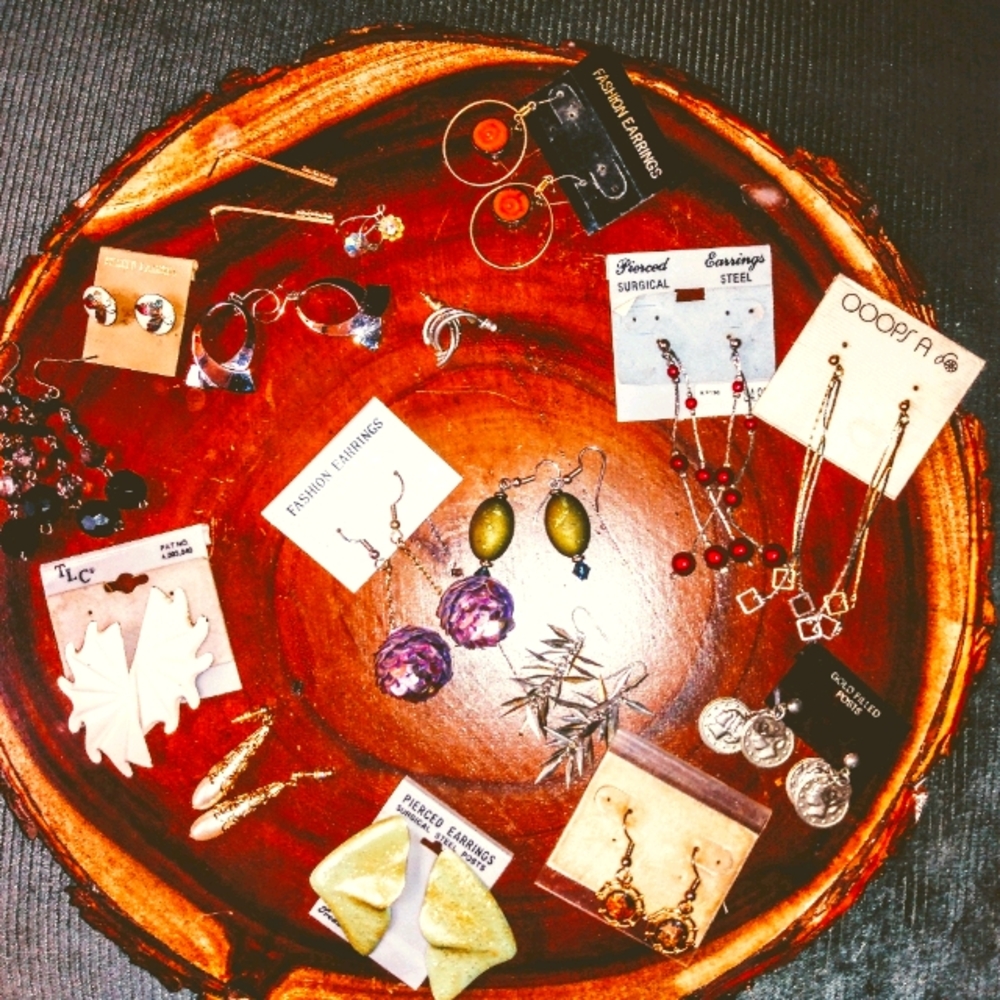 Lot of jewelry